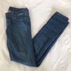 Forever 21 blue denim skinny jeans size 26